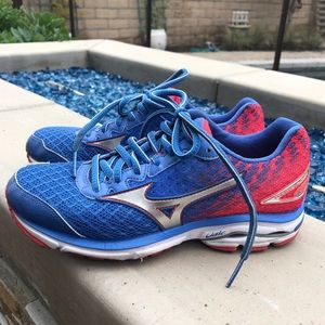 Mizuno Women’s Wave Rider Shoe